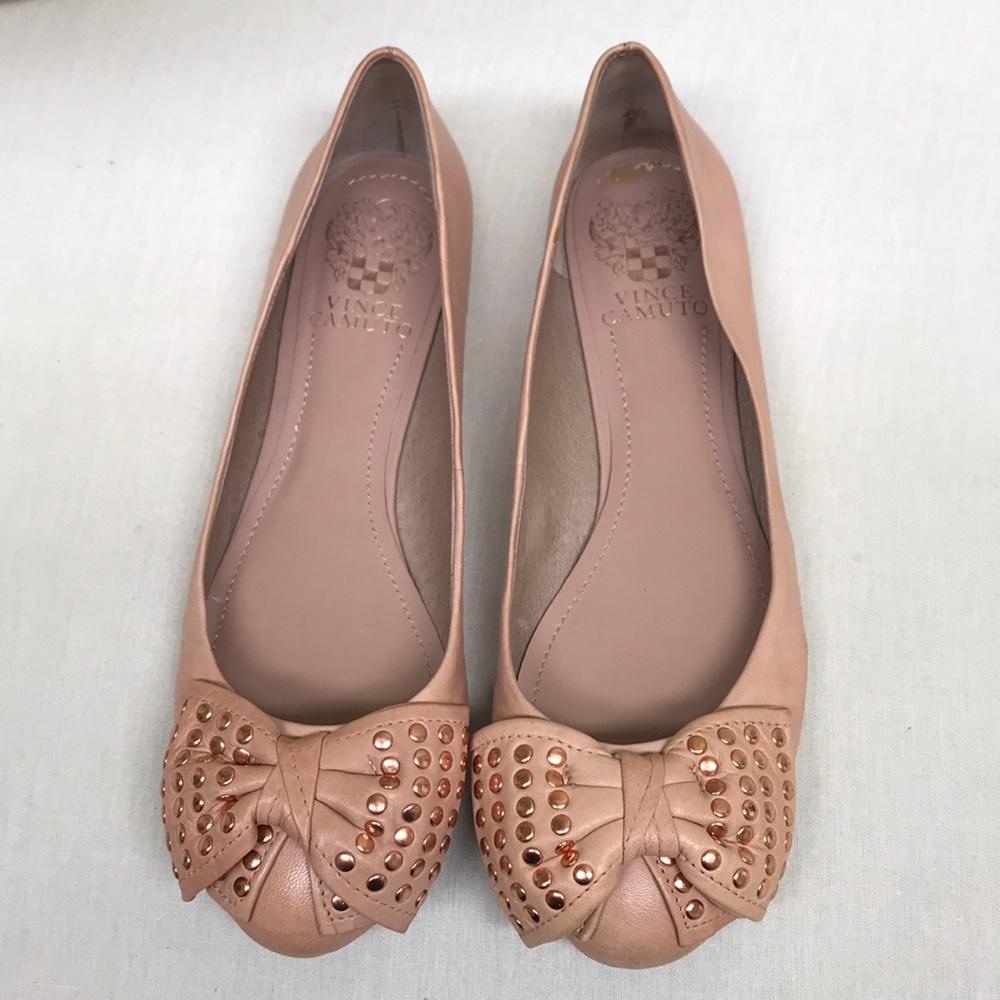 Vince Camuto leather blush flats